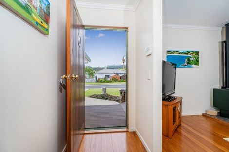 Photo of property in 7 Martin Place, Cooks Beach, Whitianga, 3591