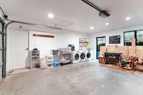 Photo of property in 115c Woodglen Road, Glen Eden, Auckland, 0602