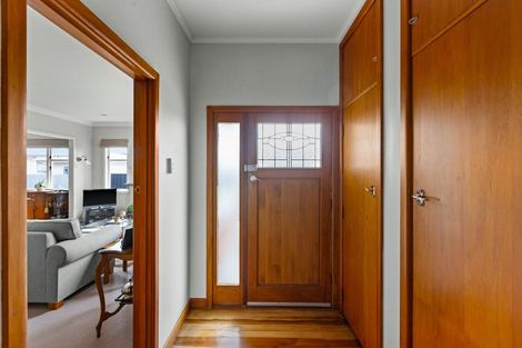 Photo of property in 153 Gloucester Street, Taradale, Napier, 4112