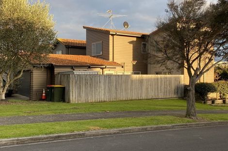 Photo of property in 9 Savona Drive, Flat Bush, Auckland, 2016