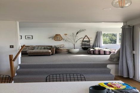 Photo of property in 98 Eskdale Road, Birkdale, Auckland, 0626