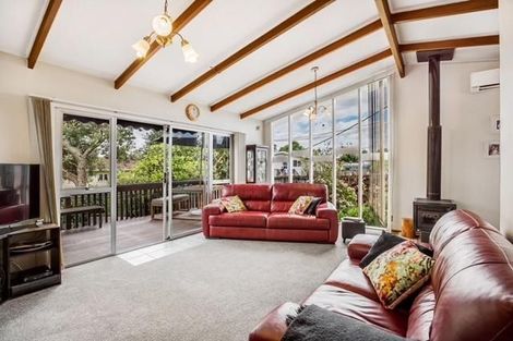 Photo of property in 418a West Coast Road, Glen Eden, Auckland, 0602
