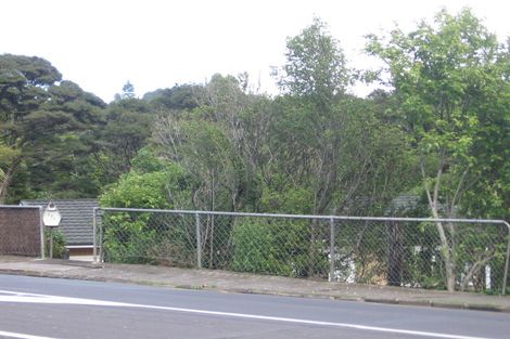 Photo of property in 351 Titirangi Road, Titirangi, Auckland, 0604