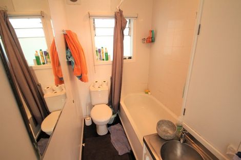 Photo of property in 67 St Vincent Avenue, Remuera, Auckland, 1050