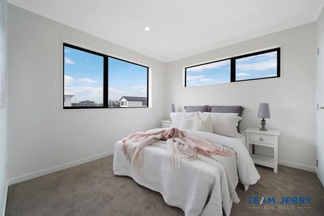 Photo of property in 17 Kaitiaki Drive, Clarks Beach, 2122