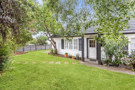 Photo of property in 102a Rimu Road, Raumati Beach, Paraparaumu, 5032