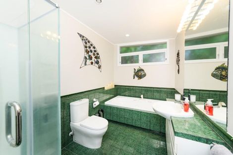 Photo of property in 564 Featherston Street, Roslyn, Palmerston North, 4414