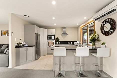 Photo of property in 10 Marshall Street, Bradford, Dunedin, 9011