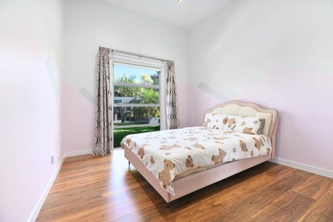 Photo of property in 7 Wicklam Lane, Greenhithe, Auckland, 0632