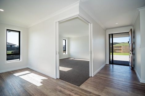 Photo of property in 33 Admiralty Drive, Haruru, 0204