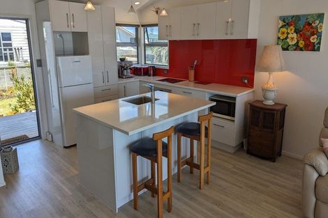 Photo of property in 355 Pukehina Parade, Pukehina, Te Puke, 3189