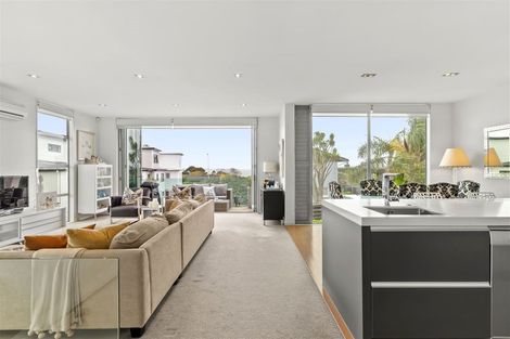 Photo of property in 151a Clovelly Road, Bucklands Beach, Auckland, 2012