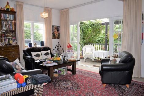 Photo of property in 19 Bell Street, Otaki, 5512