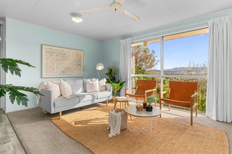 Photo of property in 24 Waimahanga Road, Onerahi, Whangarei, 0110