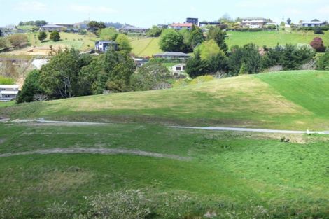 Photo of property in 48 Te Auhi Way, Welcome Bay, Tauranga, 3112