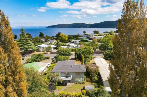 Photo of property in 25 Kinloch Road, Kinloch, Taupo, 3377