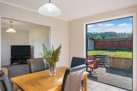 Photo of property in 11 Topaz Street, Birchville, Upper Hutt, 5018