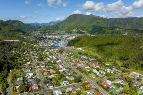 Photo of property in 79a Milton Terrace, Picton, 7220