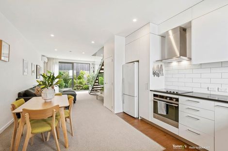 Photo of property in 4/20 Trent Street, Island Bay, Wellington, 6023