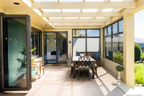 Photo of property in 1 Palmbrook Avenue, Havelock North, 4130