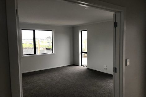 Photo of property in 55 Murray Ward Drive, Te Kauwhata, 3710