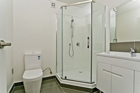 Photo of property in 32 Hobson Road, Lucas Heights, Auckland, 0632