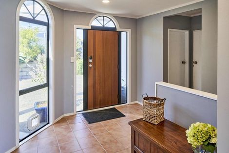 Photo of property in 27 Eskdale Road, Papakowhai, Porirua, 5024