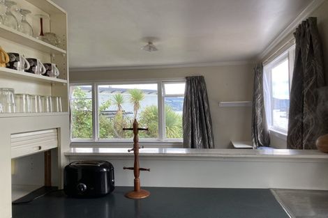 Photo of property in 38 Marine Parade, Macandrew Bay, Dunedin, 9014
