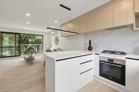 Photo of property in 4/205 Sunnynook Road, Wairau Valley, Auckland, 0627