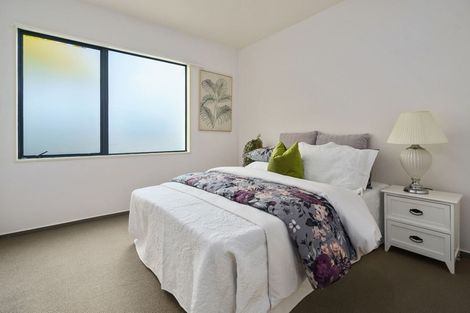 Photo of property in 37a Parr Terrace, Castor Bay, Auckland, 0620
