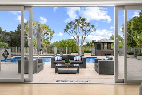 Photo of property in 7 Burgundy Park Avenue, Henderson, Auckland, 0612