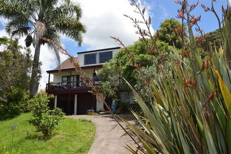 Photo of property in 56 Tahuna Road, Paihia, 0200