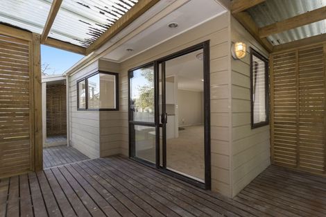 Photo of property in 2/88 Ohauiti Road, Hairini, Tauranga, 3112