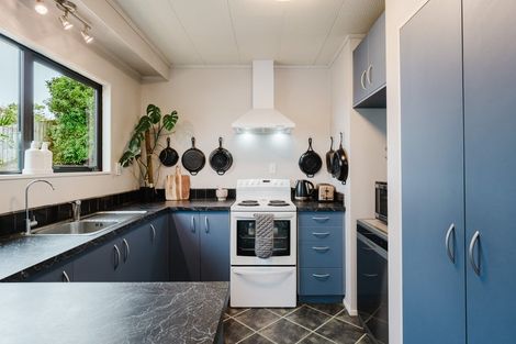 Photo of property in 28 Pringle Place, Nawton, Hamilton, 3200