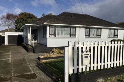 Photo of property in 111 Puriri Street, Gonville, Whanganui, 4501