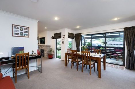 Photo of property in 20 Ainslee Street, Highlands Park, New Plymouth, 4312