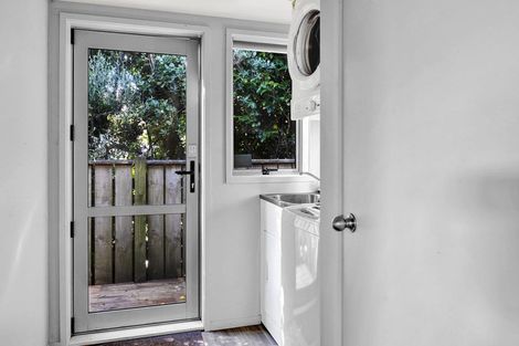 Photo of property in 90 Reid Avenue, Hawera, 4610