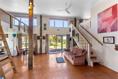 Photo of property in 22 Kiharoa Street, Otaki Beach, Otaki, 5512