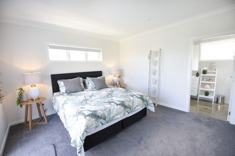 Photo of property in 34 Pelorus Avenue, Poraiti, Napier, 4112