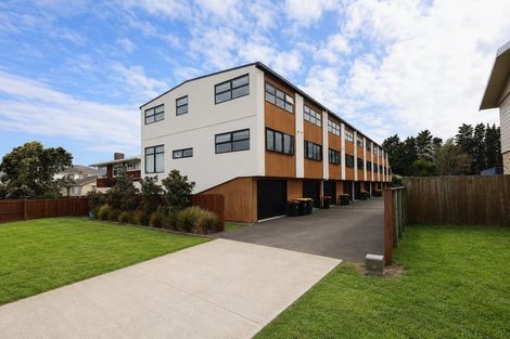 Photo of property in 9/63 Tawa Street, Mount Maunganui, 3116