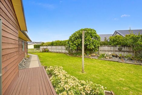 Photo of property in 18 Jacaranda Drive, Whitianga, 3510