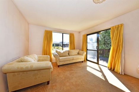 Photo of property in 2/34 Epsom Road, Sockburn, Christchurch, 8042