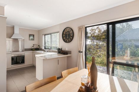 Photo of property in 3b Esmeralda Street, Welcome Bay, Tauranga, 3112