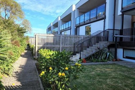 Photo of property in 3/1157 South Road, Oakura, 4314