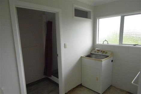 Photo of property in 10d Govett Avenue, Frankleigh Park, New Plymouth, 4310