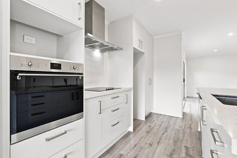 Photo of property in 18 Stevenson Drive, Papamoa, 3118