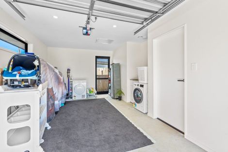 Photo of property in 100 Hagart-alexander Drive, Mosgiel, 9024