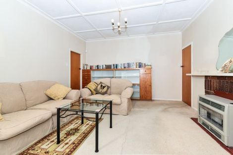 Photo of property in 13 Verel Street, Fairfield, Hamilton, 3214