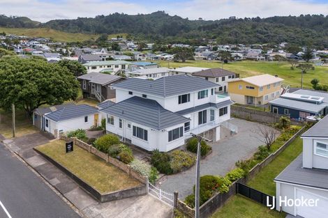 Photo of property in 24 Leo Street, Waihi Beach, 3611