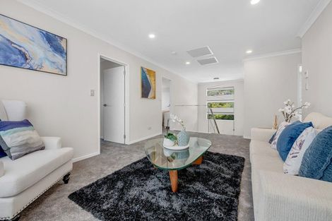 Photo of property in 60 Elevation Street, Flat Bush, Auckland, 2019